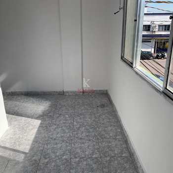Kitnet em Praia Grande, bairro Boqueirão