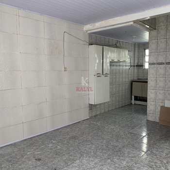 Kitnet em Praia Grande, bairro Boqueirão