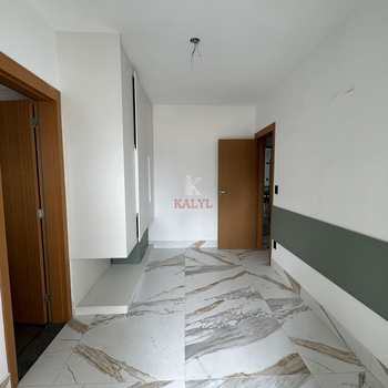 Apartamento em Praia Grande, bairro Aviação
