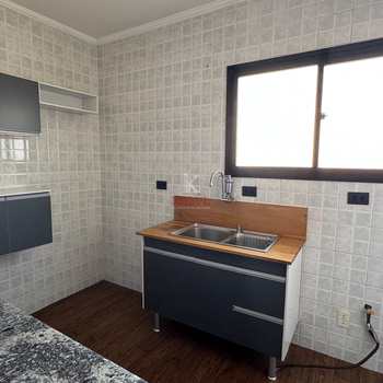 Apartamento em Praia Grande, bairro Guilhermina