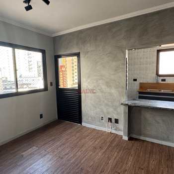 Apartamento em Praia Grande, bairro Guilhermina