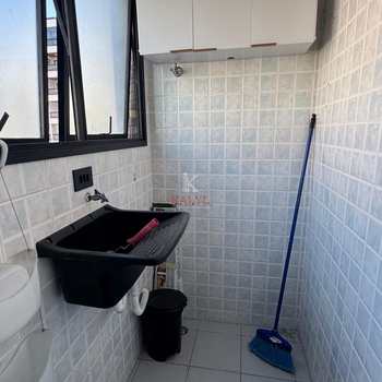 Apartamento em Praia Grande, bairro Guilhermina