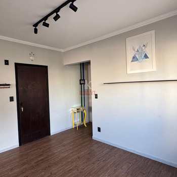 Apartamento em Praia Grande, bairro Guilhermina