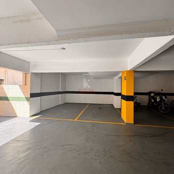 Apartamento em Praia Grande, bairro Guilhermina