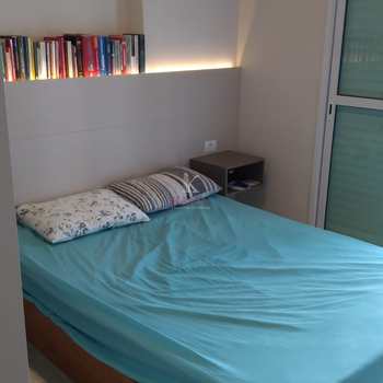 Apartamento em Praia Grande, bairro Boqueirão