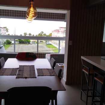 Apartamento em Praia Grande, bairro Boqueirão