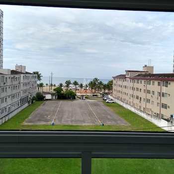 Apartamento em Praia Grande, bairro Boqueirão