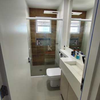 Apartamento em Praia Grande, bairro Boqueirão