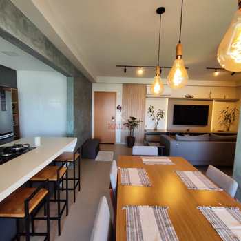 Apartamento em Praia Grande, bairro Boqueirão