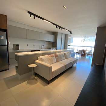 Apartamento em Praia Grande, bairro Guilhermina