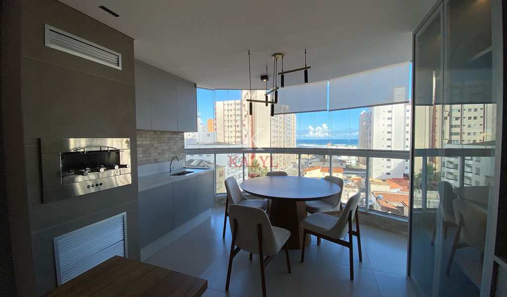 Apartamento em Praia Grande, bairro Guilhermina