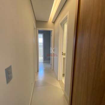 Apartamento em Praia Grande, bairro Guilhermina
