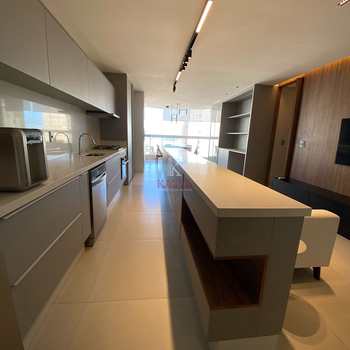 Apartamento em Praia Grande, bairro Guilhermina