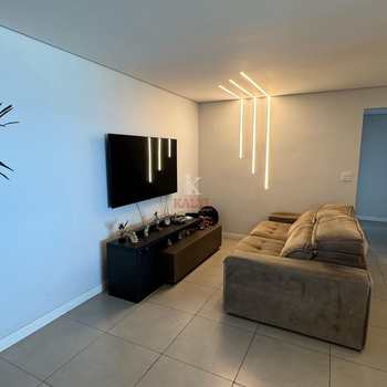 Apartamento em Praia Grande, bairro Boqueirão