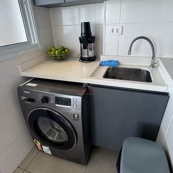 Apartamento em Praia Grande, bairro Boqueirão