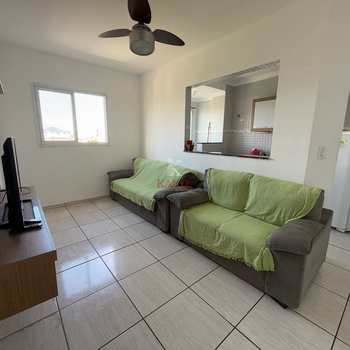 Kitnet em Praia Grande, bairro Tupi