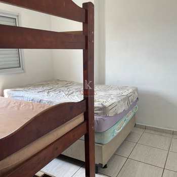 Kitnet em Praia Grande, bairro Tupi