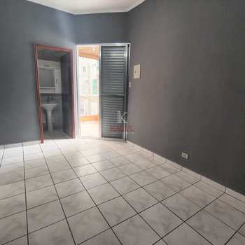 Sobrado em Praia Grande, bairro Guilhermina