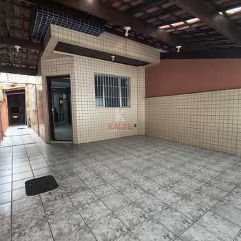 Sobrado em Praia Grande, bairro Guilhermina