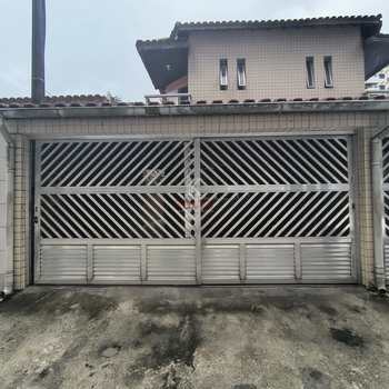 Sobrado em Praia Grande, bairro Guilhermina