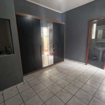 Sobrado em Praia Grande, bairro Guilhermina