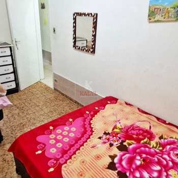 Casa em Praia Grande, bairro Maracanã