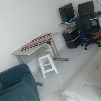 Apartamento em Praia Grande, bairro Guilhermina