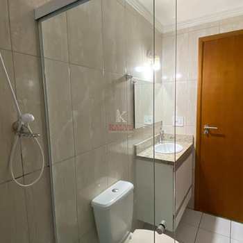 Apartamento em Praia Grande, bairro Guilhermina
