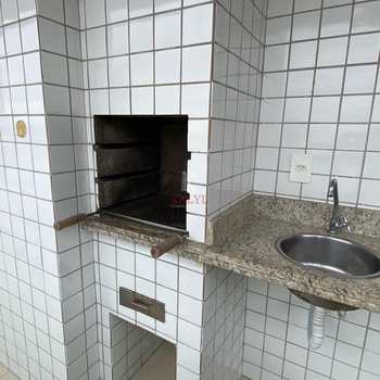 Apartamento em Praia Grande, bairro Guilhermina