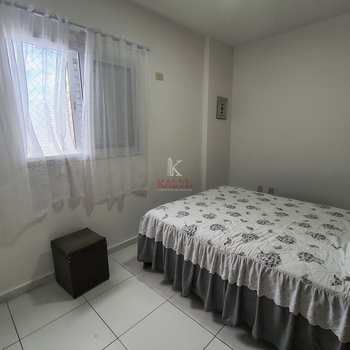 Apartamento em Praia Grande, bairro Guilhermina