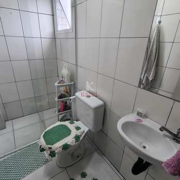 Apartamento em Praia Grande, bairro Guilhermina