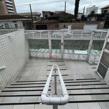 Apartamento em Praia Grande, bairro Guilhermina