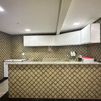 Apartamento em Praia Grande, bairro Guilhermina