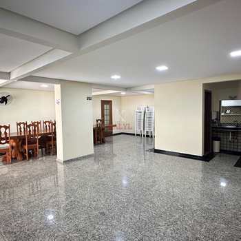 Apartamento em Praia Grande, bairro Guilhermina