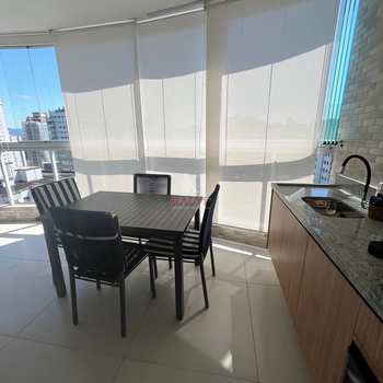 Apartamento em Praia Grande, bairro Guilhermina