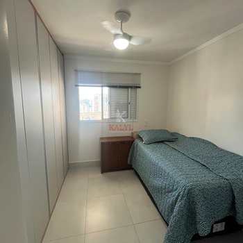 Apartamento em Praia Grande, bairro Guilhermina