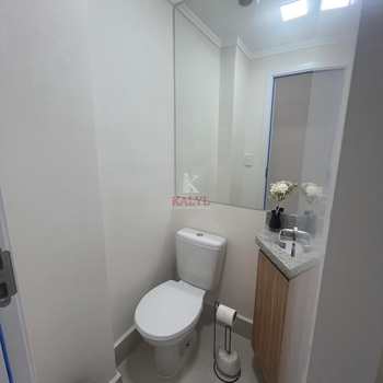Apartamento em Praia Grande, bairro Guilhermina