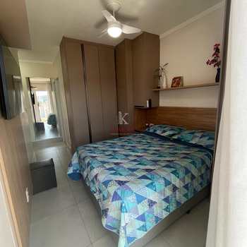 Apartamento em Praia Grande, bairro Guilhermina