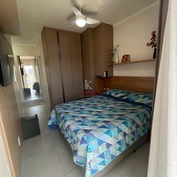 Apartamento em Praia Grande, bairro Guilhermina