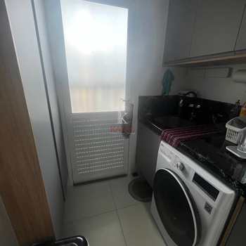 Apartamento em Praia Grande, bairro Guilhermina