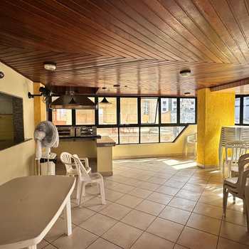 Apartamento em Praia Grande, bairro Guilhermina