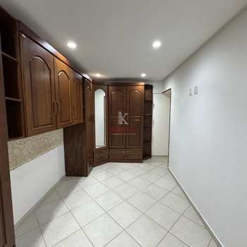 Apartamento em Praia Grande, bairro Guilhermina