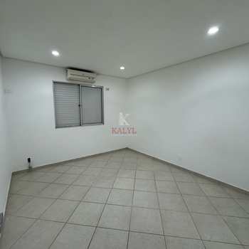 Apartamento em Praia Grande, bairro Guilhermina