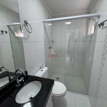 Apartamento em Praia Grande, bairro Boqueirão