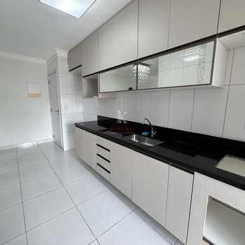 Apartamento em Praia Grande, bairro Boqueirão