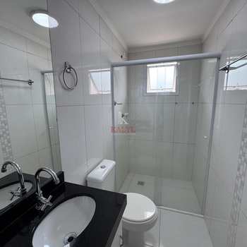 Apartamento em Praia Grande, bairro Boqueirão