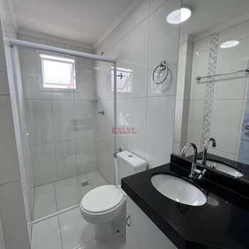 Apartamento em Praia Grande, bairro Boqueirão