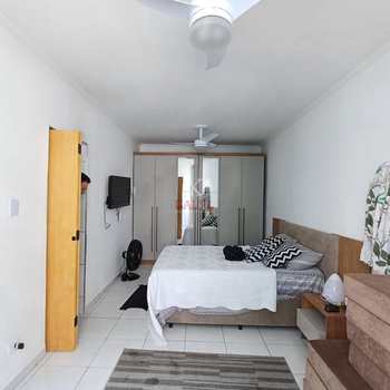 Apartamento em Praia Grande, bairro Guilhermina