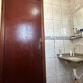 Apartamento em Praia Grande, bairro Guilhermina