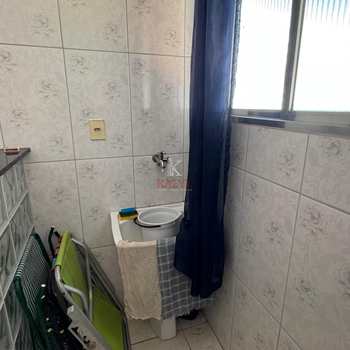 Kitnet em Praia Grande, bairro Guilhermina